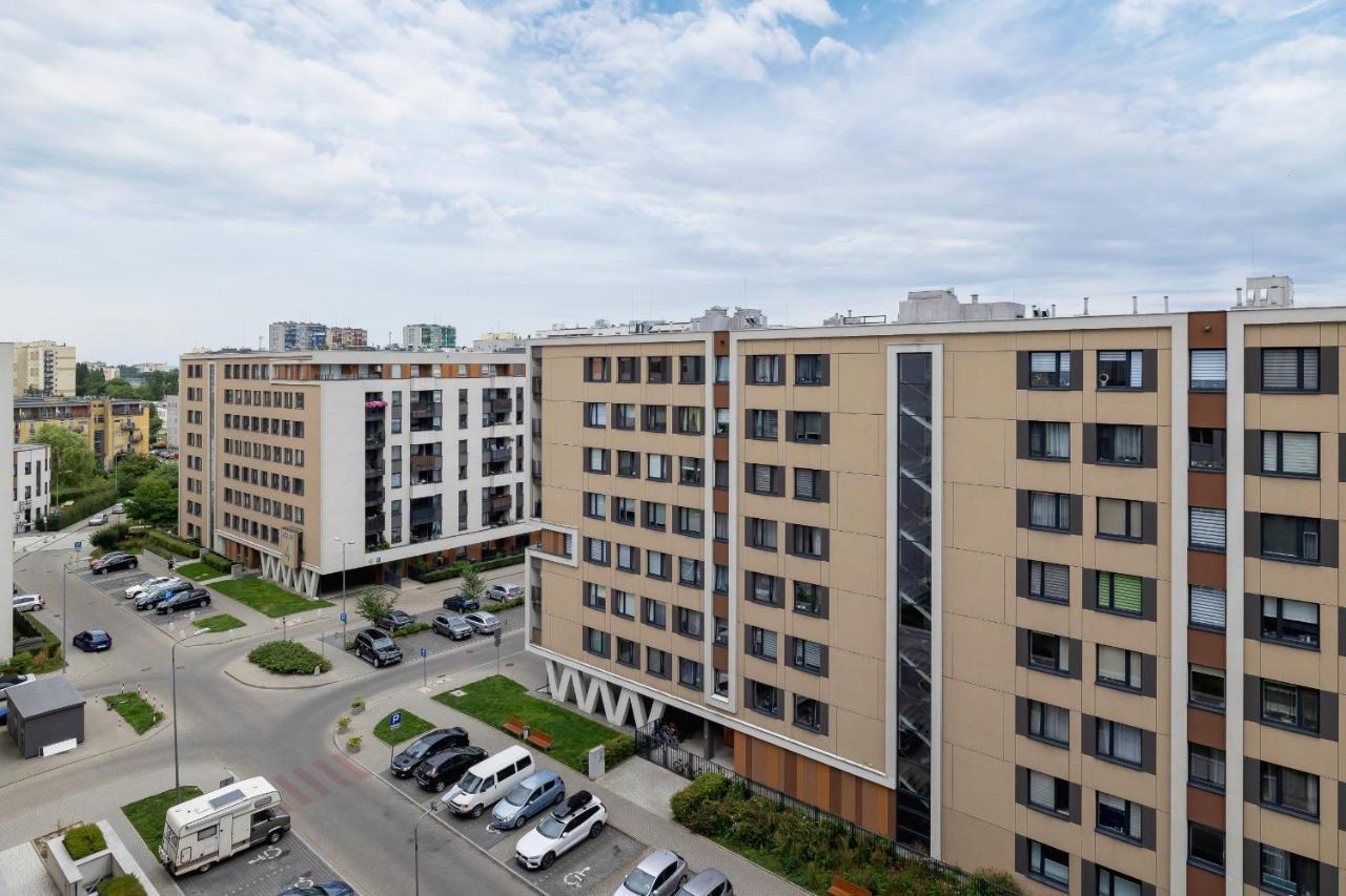 Osiedle Avia Harmonious Apartment With Balcony & Parking Cracow By Renters Prestige Krakow Dış mekan fotoğraf