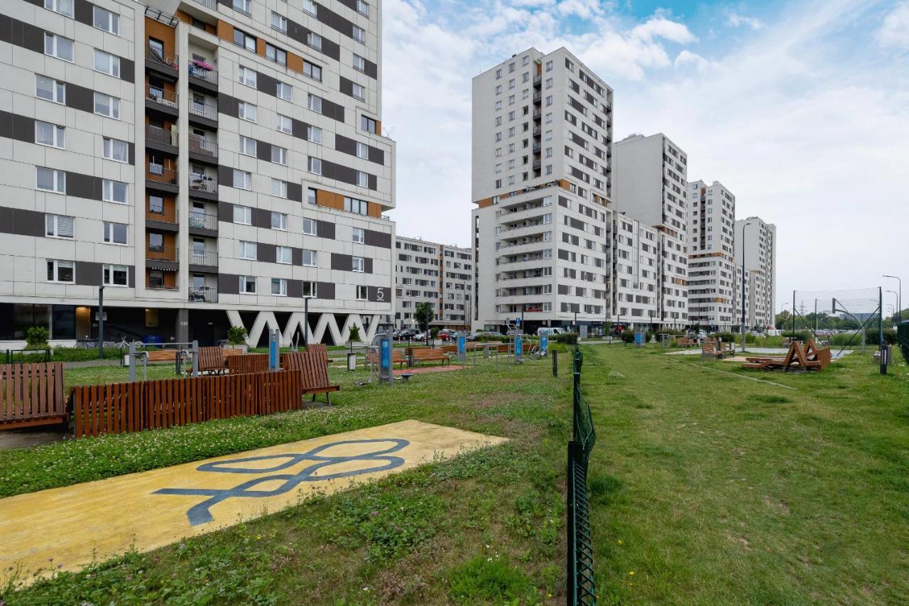 Osiedle Avia Harmonious Apartment With Balcony & Parking Cracow By Renters Prestige Krakow Dış mekan fotoğraf